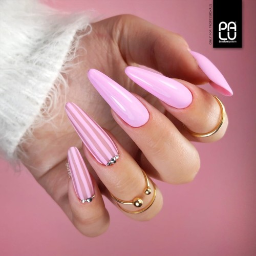 stylizacja- paznokcie hybrydowe