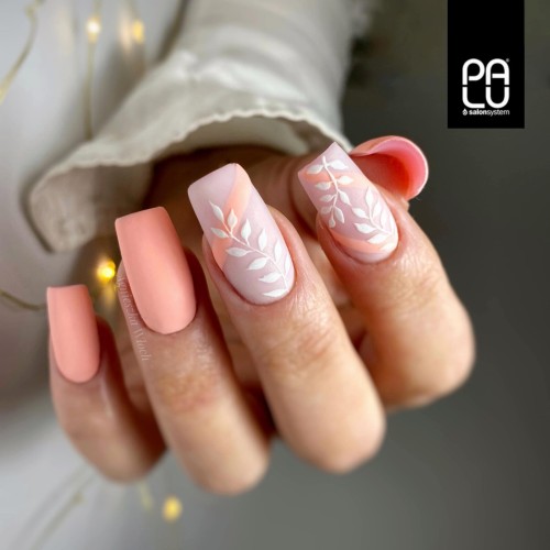 M6, Rubber 19- stylizacja paznokci