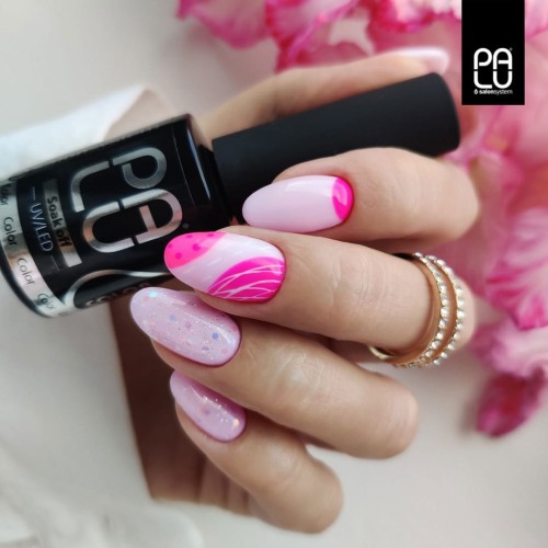 rozowa-stylizacja-paznokci-z-kolorem-kawasaki-ka6.jpg