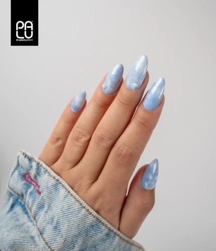 W1 stylizacje paznokci