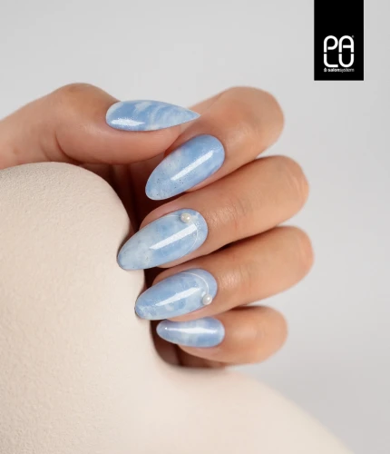 W1 stylizacje paznokci